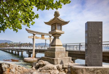 27 Mart 2019: Gamagori, Japonya - Gamagori açıklarında, Takeshima adasına köprü.