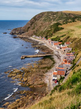 Crovie, Ocak 1953 'teki fırtınadan sonra balıkçı köyü olarak terk edilen Aberdeenshire' daki Moray Firth 'te..