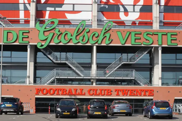 Stadyumun girişi, Enschede, Hollanda