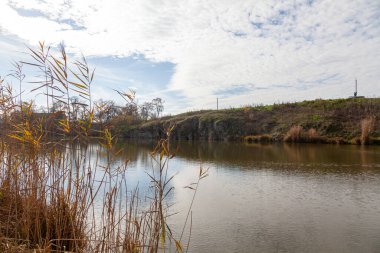 Ternivka, Ukrayna - 22 Ekim 2022: Ternivka köyündeki Hnylyi Tashlyk Nehri