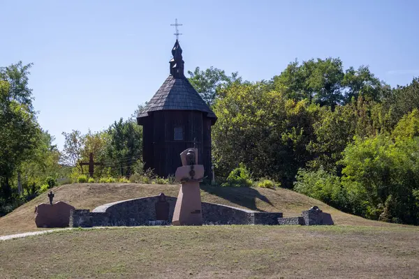 Kaniv, Ukrayna - 1 Eylül 2024: Ukrayna Ortodoks Kilisesi (Ukrayna Ortodoks Kilisesi))