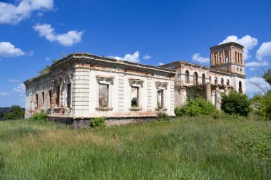 Yasynuvatka, Ukrayna - 7 Ağustos 2024: Yasynuvatka - Palats Vinberha