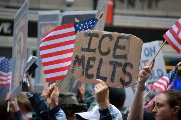 New York 'ta Trump yönetimine karşı Krallar Yürüyüşü Yok.