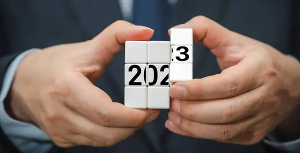 Ręce Biznesmena Robiącego 2023 Koncepcja Nowego Roku Biznesowego — Zdjęcie stockowe