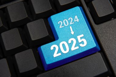 2025 'te yeni fırsat, meydan okuma ve strateji. Yeni yıl için yeni planlar, hedefler ve vizyonlar.