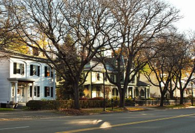 New York 'un kuzeyindeki Finger Lakes bölgesinde güzel bir yerleşim yeri.