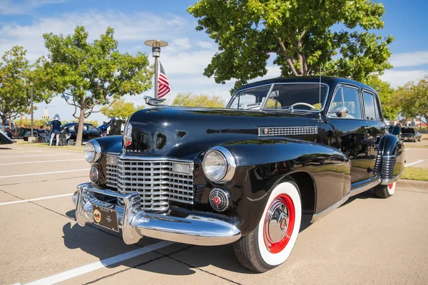 Westlake Texas Październik 2022 Widok Przodu Czarnego Cadillaca Sedana 1941 — Zdjęcie stockowe