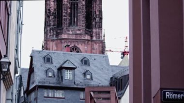  Roemer Frankfurt 'taki Saint Bartholomew İmparatorluk Katedrali 