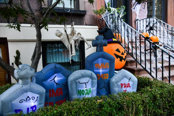Assustador Assustador Exterior Halloween Decorações — Fotografia de Stock