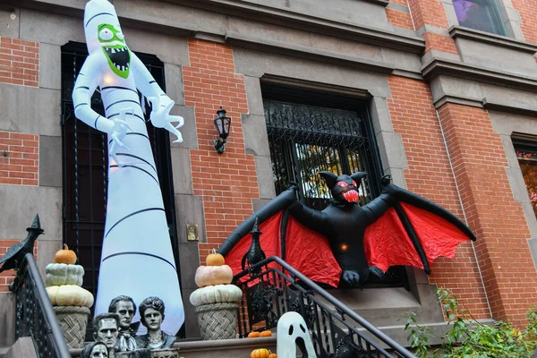Decorações Infláveis Assustadoras Assustadoras Para Halloween Múmia Morcego Dragão Fantasmas — Fotografia de Stock