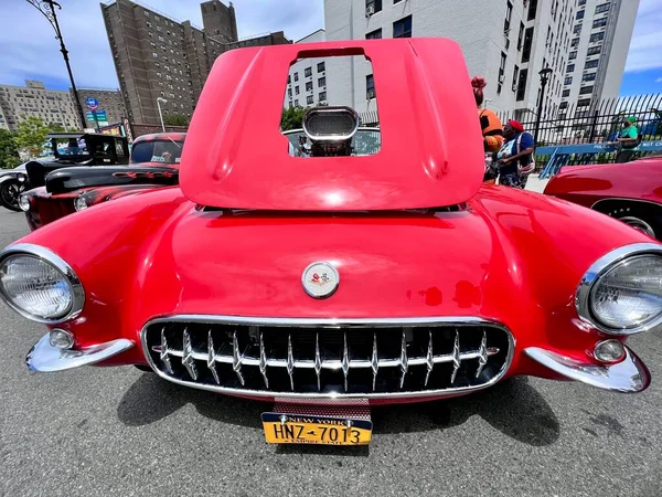 Нью Йорк Июня 2022 Года Выставка Старинных Автомобилей Ежегодном Параде — стоковое фото