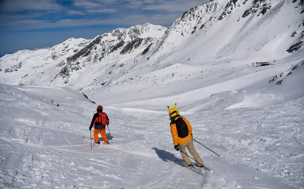 法国Val Thorens滑雪胜地Thorens Glasier的专家滑雪者区 图库图片