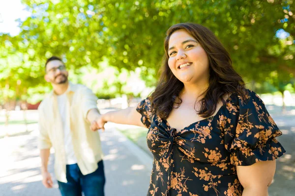 Excited Big Woman Looking Cheerful While Holding Hands Having Fun — Stock Photo, Image
