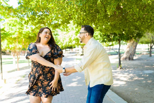 Cheerful Caucasian Boyfriend Fat Girlfriend Dancing Together Having Fun Date — Stock Photo, Image