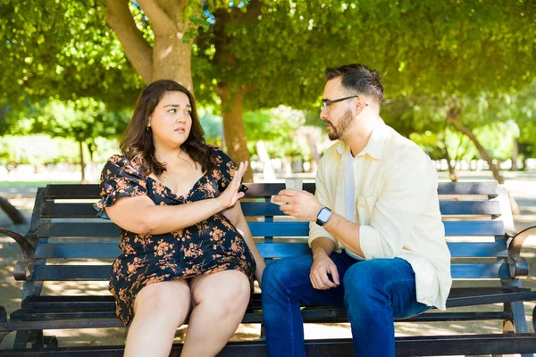Upset Latin Big Woman Saying Marriage Proposal Rejecting Her Boyfriend — Stock Photo, Image