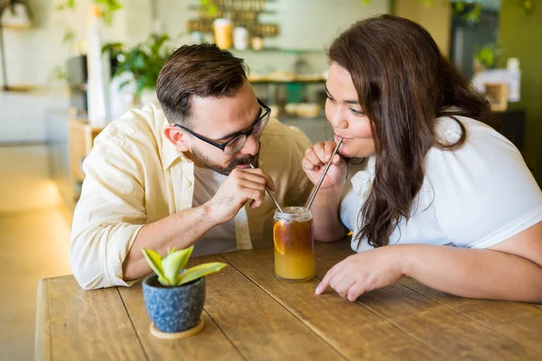 Beautiful Couple Love Having Romantic Moment Drinking Iced Coffee Together — Stock Photo, Image