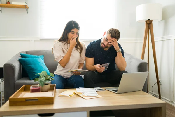 Worried Couple Looking Anxious Paying Debts Stressed Finances Home — Stock Photo, Image