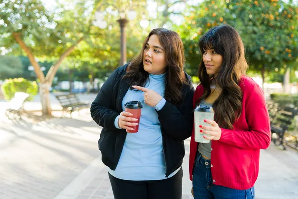 Mexican Women Best Friends Talking Gossip While Drinking Coffee Talking — Stok fotoğraf