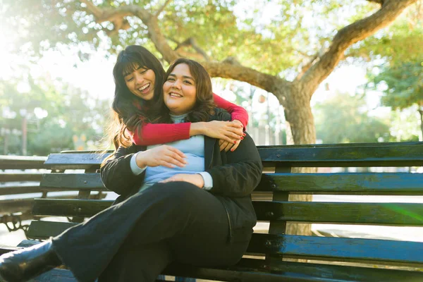 Beautiful Fun Best Friends Park Laughing Hugging While Having Good — Stok fotoğraf