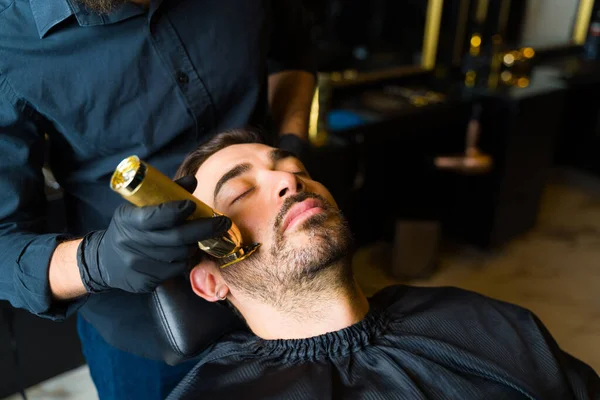 Attractive Caucasian Customer Looking Relaxed Getting His Beard Trimmed Professional — Stock Photo, Image