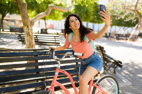 Very Happy Young Woman Smiling While Taking Selfie Her Phone — Stock Photo, Image