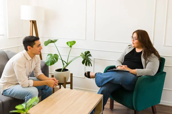 Depressed Sad Man His Therapy Session Receiving Advice Professional Psychologist — Stock Photo, Image
