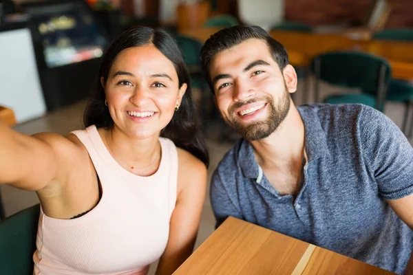 Personal Perspective Attractive Latin Couple Smiling Taking Selfie Looking Happy — Stock Photo, Image