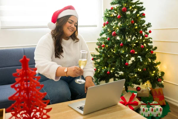 Size Latin Woman Smiling Drinking Champagne Making Toast Christmas Holidays — Stock Photo, Image