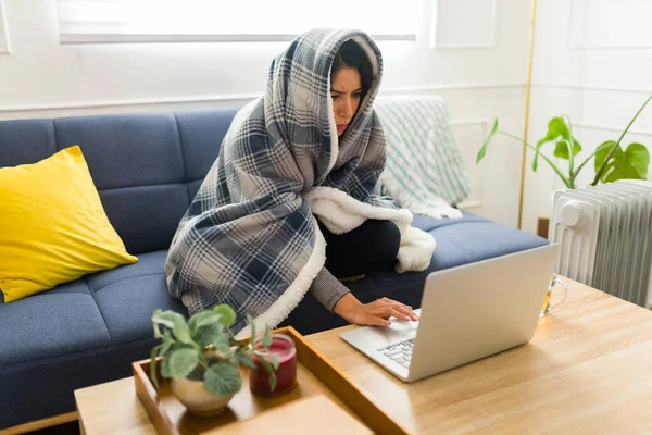 Young Woman Feeling Very Cold Heating Home Wrapped Blanket Sitting — Stock Photo, Image