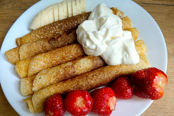 Delicious Breakfast Pancakes Cream Fruits — Stock Photo, Image