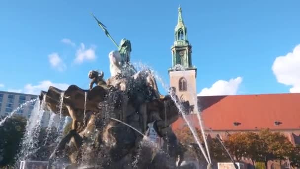 Берлин Германия Октября 2022 Года Fountain Neptune Берлине Один Самых — стоковое видео