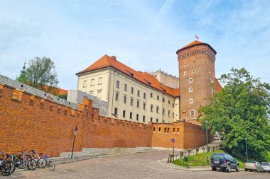 Krakow, Polonya, 14 Ağustos 2022: Krakow 'daki Wawel Kalesi' nin manzarası