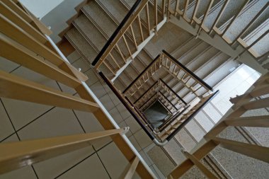 Binanın üst katının manzarası. Apartman evi