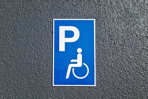 Niepełnosprawny Znak Parkingowy Ziemi Opieka Nad Osobami Problemami Zdrowotnymi — Zdjęcie stockowe