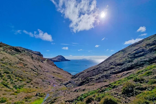 Prachtige Groene Hellingen Weiden Het Eiland Madeira Met Uitzicht Oceaan — Stockfoto