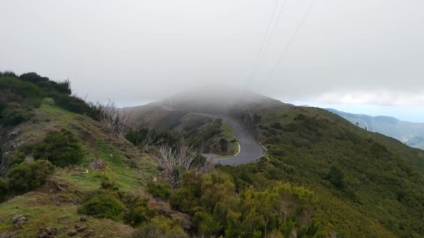 Thick Fog High Mountains Mountain Foggy Road Danger — Stock Video