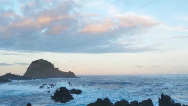 Όμορφο Γραφικό Ηλιοβασίλεμα Στον Ωκεανό Στη Θάλασσα — Αρχείο Βίντεο