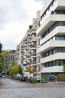 Berlin, Almanya, 2 Ekim 2022: Yeni modern binalar kompleksi