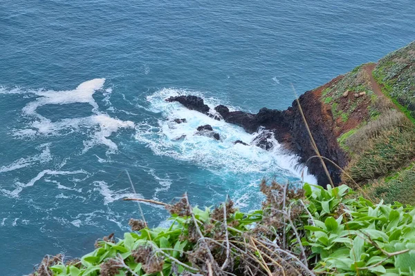 Vista Desde Una Altura Las Brillantes Olas Turquesas Del Océano — Foto de Stock