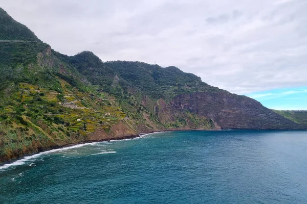 Зеленые Склоны Острова Мадейра Популярный Туристический Остров Океане — стоковое фото