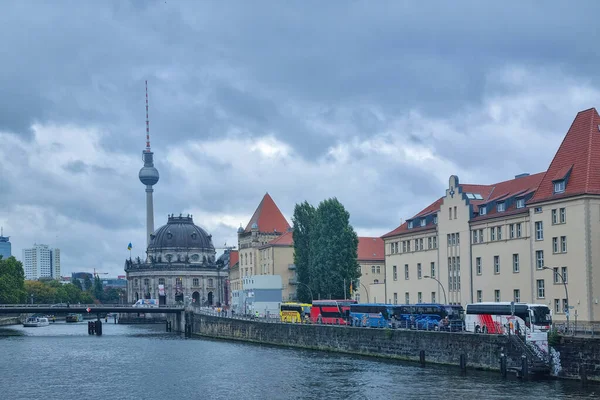 Berlin Almanya Ekim 2022 Spree Nehri Nden Berlin Güzel Manzarası — Stok fotoğraf