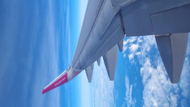 Funchal Portugalia Listopada 2022 Pionowe Wideo Okna Latającego Samolotu — Wideo stockowe