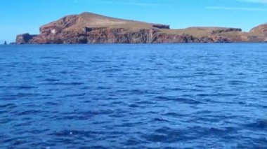 Atlantik Okyanusu 'ndaki ıssız adaların görüntüsü.