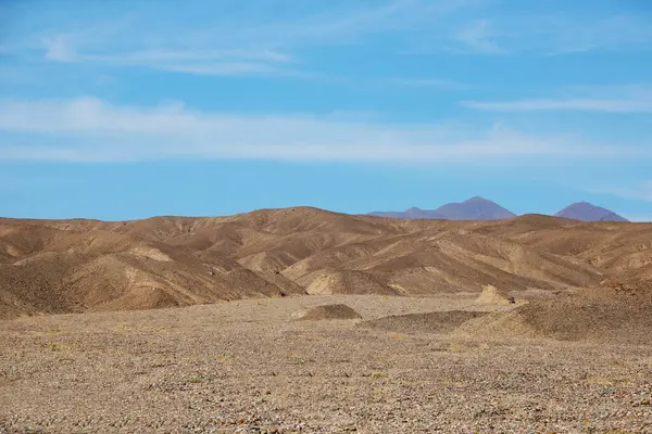 Vista Das Encostas Das Montanhas Deserto Dia Ensolarado — Fotografia de Stock