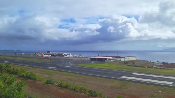 Madeira Portugalsko Listopadu 2022 Pohled Malé Letiště Ostrově Madeira — Stock video