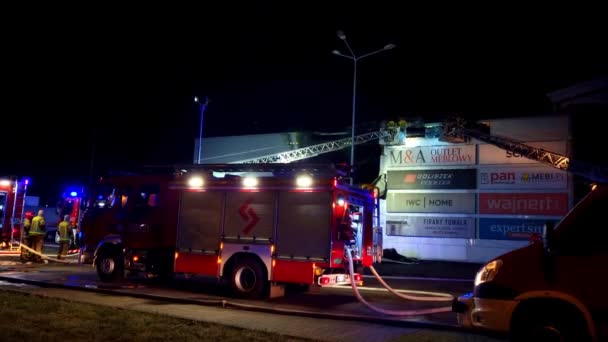 Wroclaw Polonya Haziran 2023 Itfaiye Arabasının Işıkları Kurtarma Ekibi Yangını — Stok video