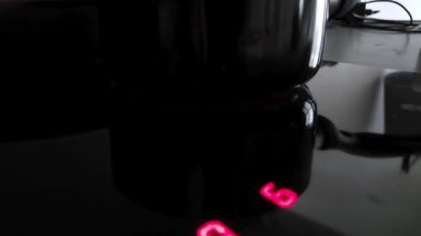 Endüksiyon Soba Teknolojisi ile Modern Mutfak Aletleri