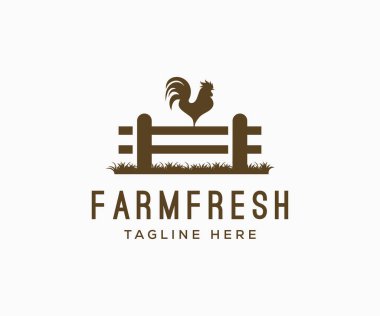 Çiftlik logosu tasarımı. Çit vintage logo dizayn şablonu üzerinde horoz. Tarım çiftliği logosu tasarımı
