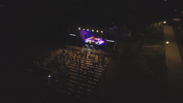 Fin Spectacle Concert Open Space Nuit Public Les Gens Partent — Video