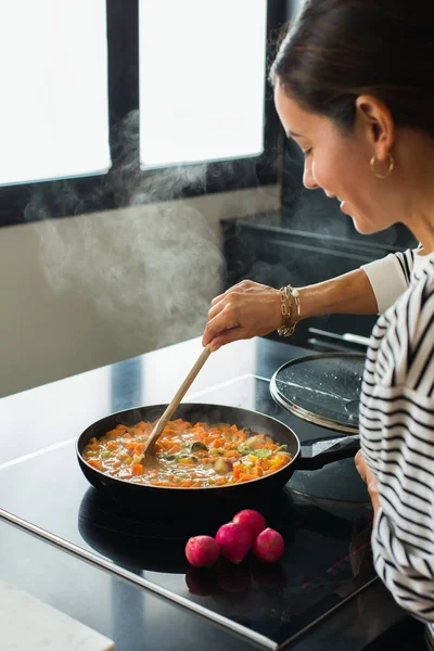 Close Woman Hands Adding Ingredients While Cooking Vegetable Stew Modern — Stock Photo, Image